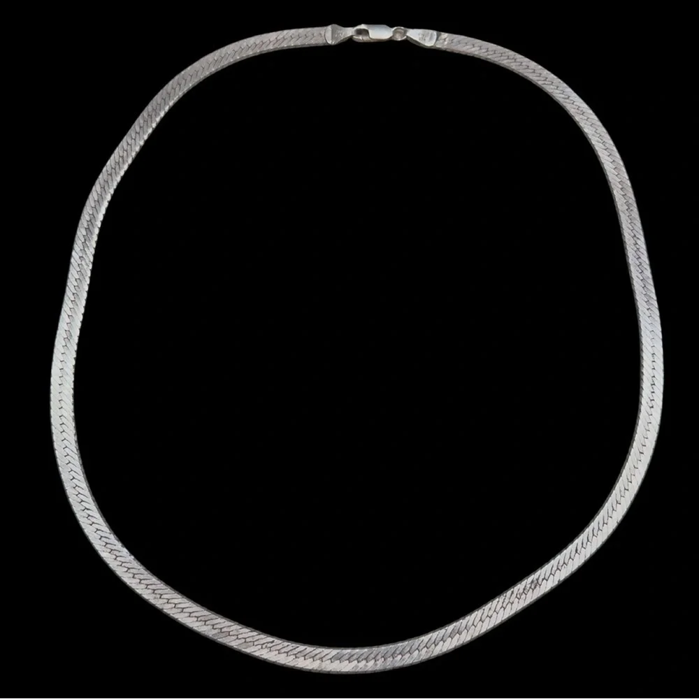 Elegant Silver Herringbone Necklace